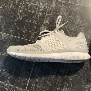 Reebok White Athletic Tennis Shoes